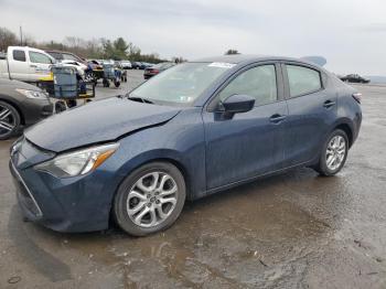  Salvage Toyota Yaris