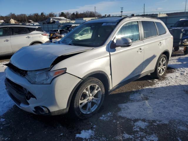  Salvage Mitsubishi Outlander