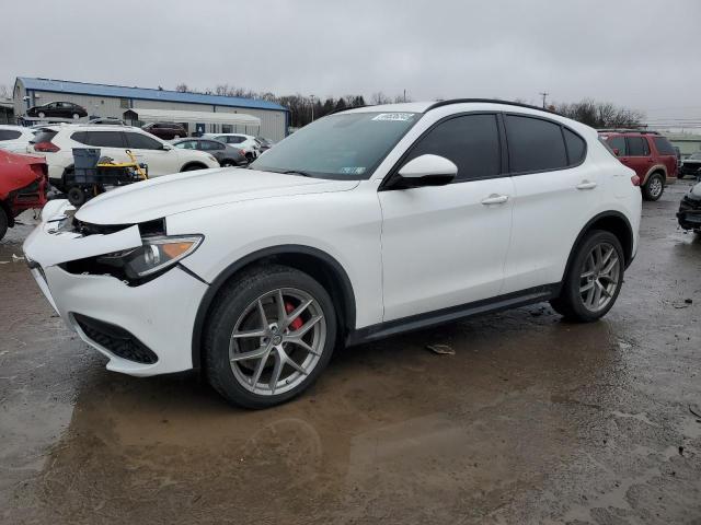  Salvage Alfa Romeo Stelvio