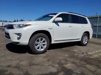  Salvage Toyota Highlander