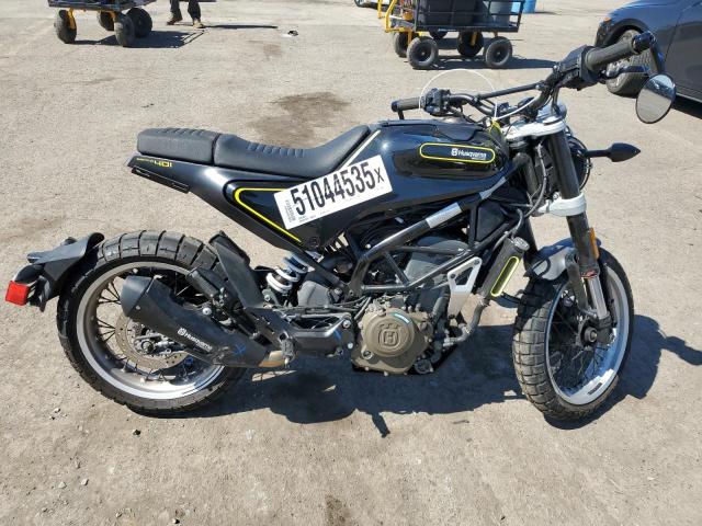  Salvage Husqvarna Svartpilen