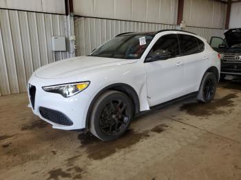  Salvage Alfa Romeo Stelvio