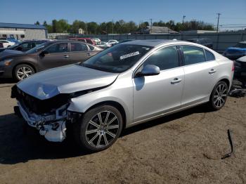  Salvage Volvo S60