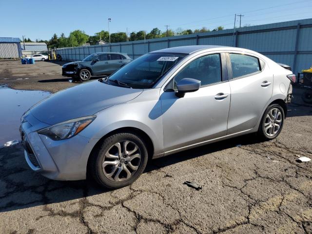  Salvage Toyota Yaris