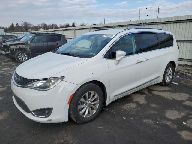  Salvage Chrysler Pacifica
