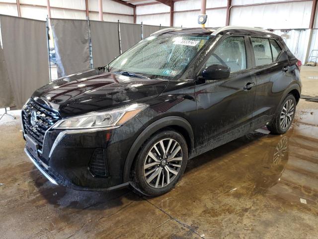  Salvage Nissan Kicks