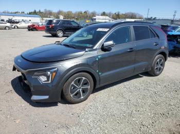  Salvage Kia Niro