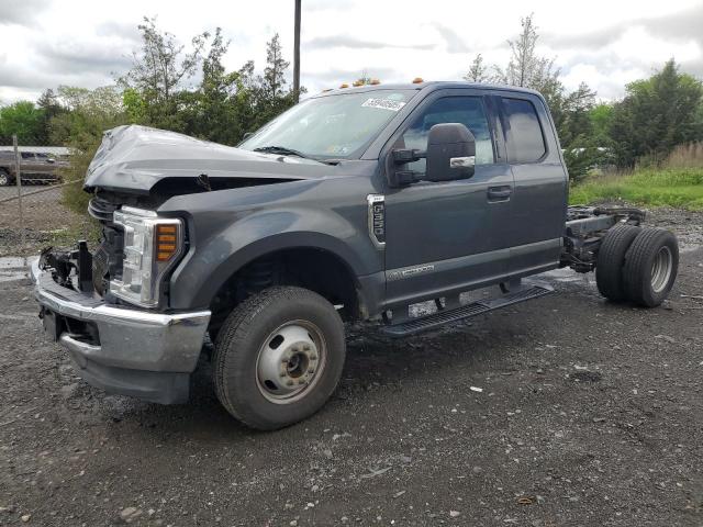  Salvage Ford F-350
