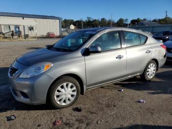  Salvage Nissan Versa