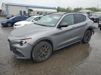  Salvage Alfa Romeo Stelvio