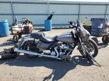  Salvage Harley-Davidson Fl