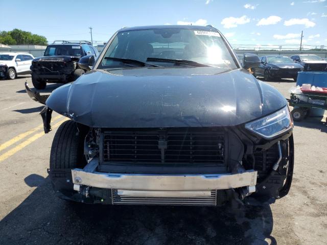 Audi Q5 Premium 45 Image 8