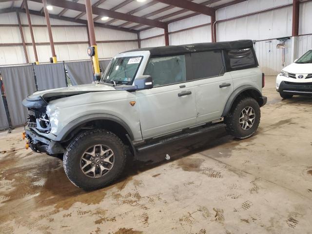  Salvage Ford Bronco