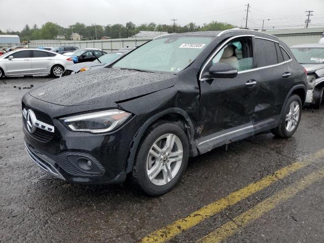  Salvage Mercedes-Benz GLA