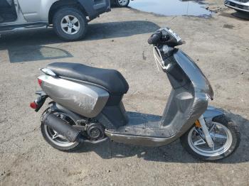  Salvage Genuine Scooter Co. Brio 50i