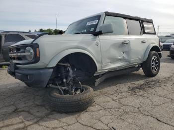  Salvage Ford Bronco