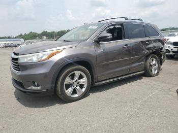  Salvage Toyota Highlander