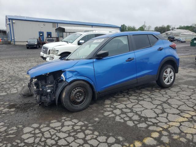 Salvage Nissan Kicks
