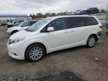  Salvage Toyota Sienna