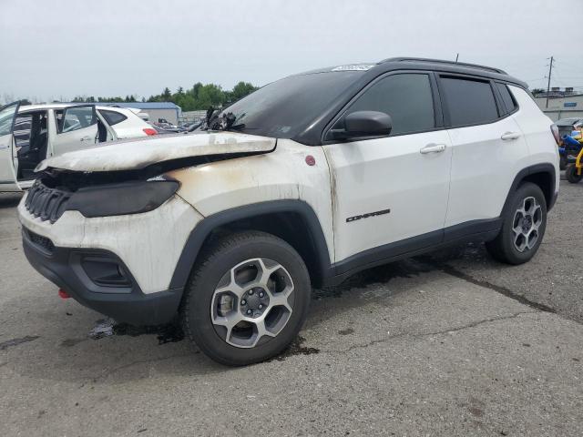  Salvage Jeep Compass