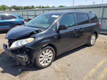  Salvage Toyota Sienna
