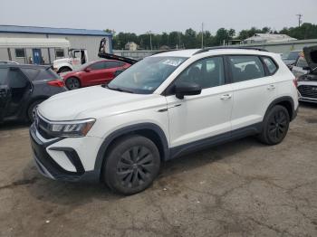  Salvage Volkswagen Taos