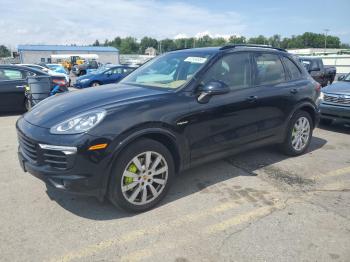  Salvage Porsche Cayenne