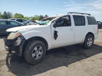  Salvage Nissan Pathfinder