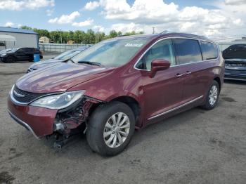  Salvage Chrysler Pacifica