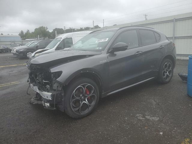  Salvage Alfa Romeo Stelvio