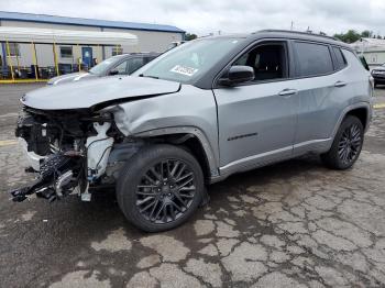  Salvage Jeep Compass