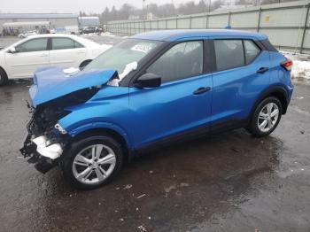  Salvage Nissan Kicks