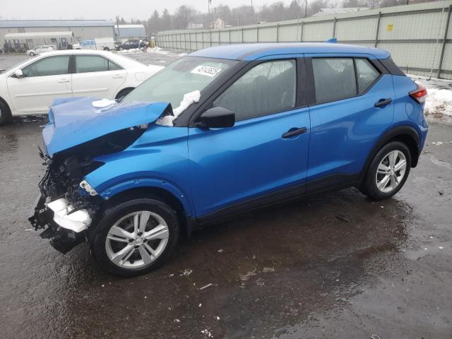  Salvage Nissan Kicks