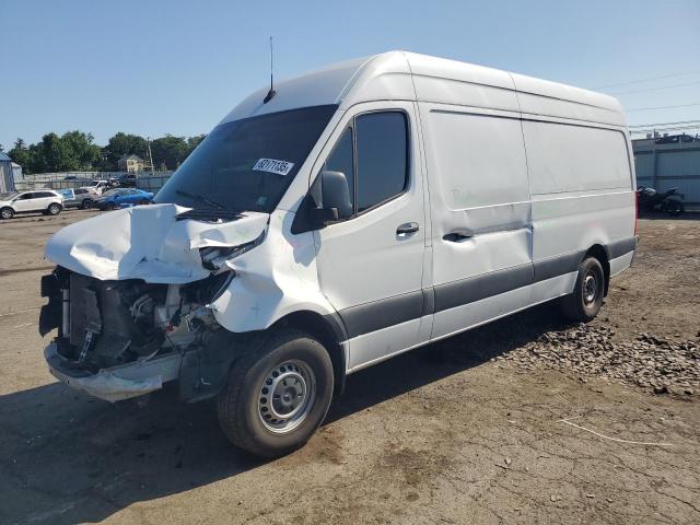  Salvage Mercedes-Benz Sprinter