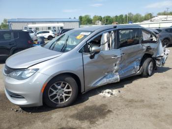  Salvage Chrysler Pacifica