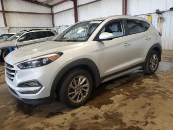  Salvage Hyundai TUCSON