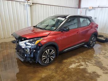  Salvage Nissan Kicks