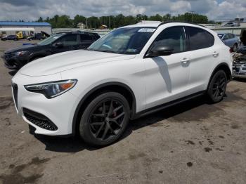  Salvage Alfa Romeo Stelvio