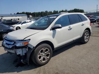  Salvage Ford Edge