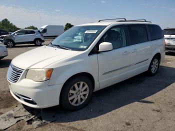  Salvage Chrysler Minivan