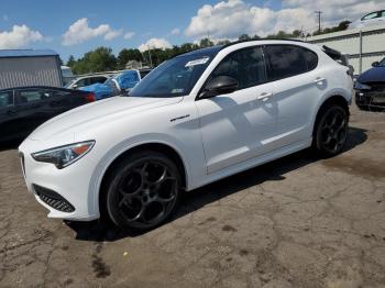  Salvage Alfa Romeo Stelvio