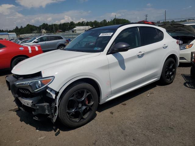  Salvage Alfa Romeo Stelvio