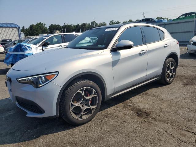  Salvage Alfa Romeo Stelvio