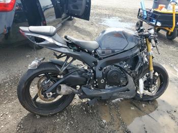  Salvage Suzuki Gsxr750
