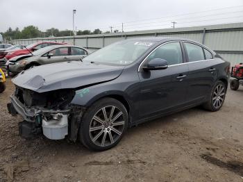  Salvage Volvo S60