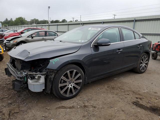  Salvage Volvo S60