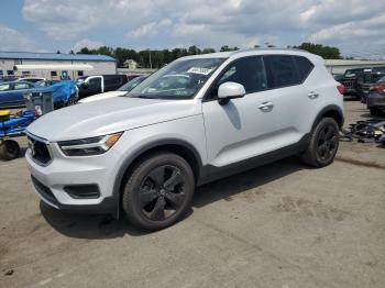  Salvage Volvo XC40