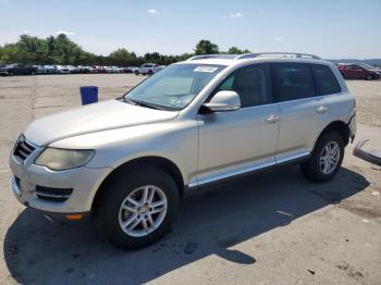  Salvage Volkswagen Touareg