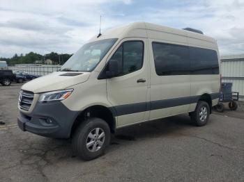  Salvage Mercedes-Benz Sprinter