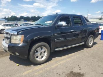  Salvage Chevrolet Avalanche